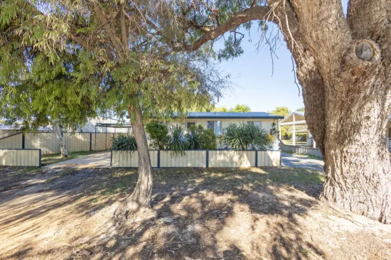 37B Bashford Street, Jurien Bay, WA 6516