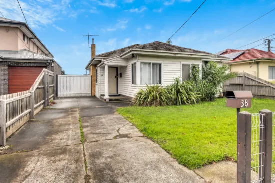 38 Arundel Avenue, Reservoir, Vic 3073