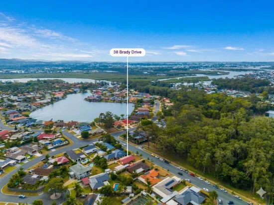 38 Brady Drive, Coombabah, Qld 4216
