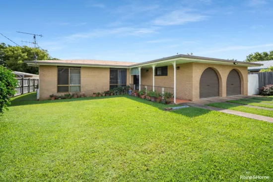 38 Bruce Street, Torquay, Qld 4655