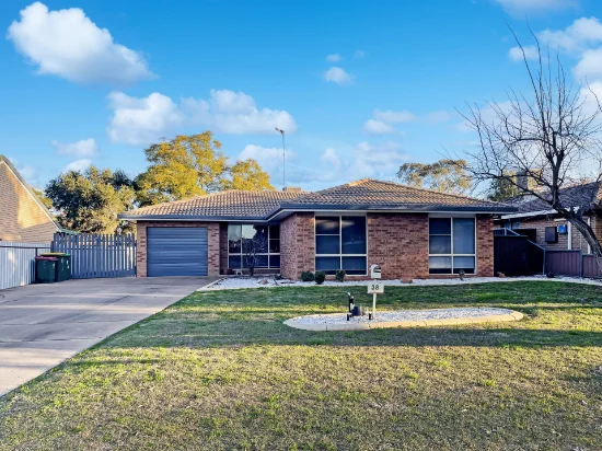 38 Chifley Drive, Dubbo NSW 2830-Image