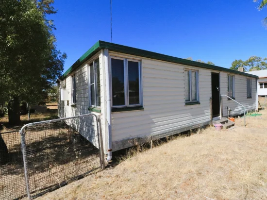 38 Dublin Street, Roma, Qld 4455