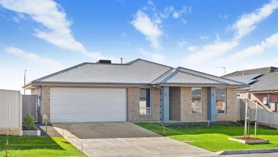 38 Edwina Road, Winter Valley, Vic 3358