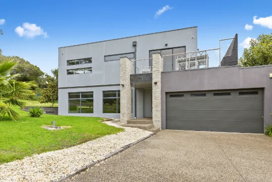 38 Foothills Avenue, McCrae, Vic 3938
