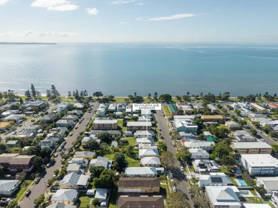 38 Fourth Avenue, Sandgate, Qld 4017