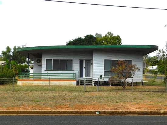 38 Hilda Street, Charleville, Qld 4470