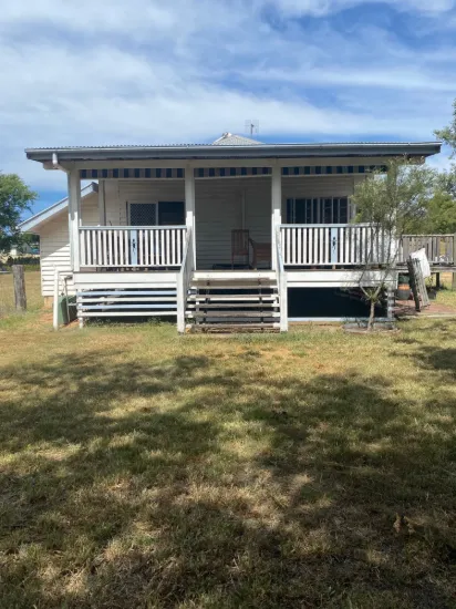 38 Howe Street, Esk, Qld 4312