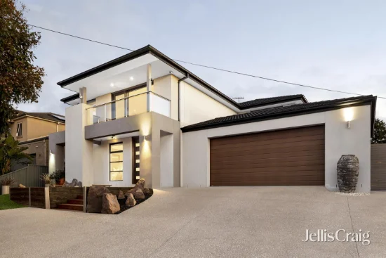 38 Ian Grove, Mount Waverley, Vic 3149