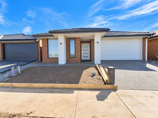 38 Kenning Road, Tarneit, Vic 3029 - For Rent