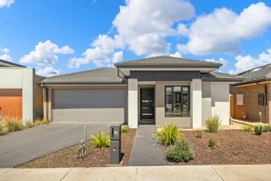 38 Maradona Boulevard, Deanside, Vic 3336
