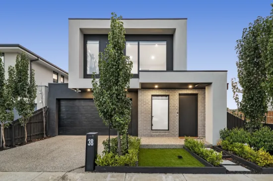38 Maremmano Crescent, Taylors Lakes, Vic 3038