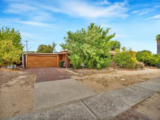 38 Monument Drive, Beldon, WA 6027