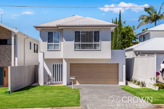38 Palmtree Avenue, Scarborough, Qld 4020