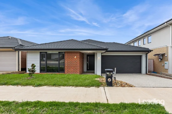38 Sacred Drive, Sunbury, Vic 3429 - For Rent