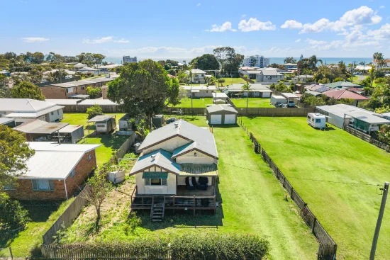 38 Shell Street, Urangan, Qld 4655