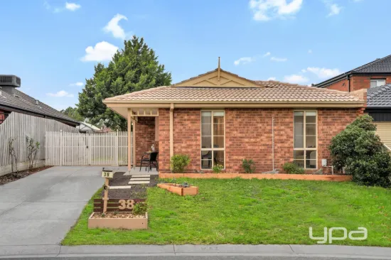38 St Clair Boulevard, Roxburgh Park, Vic 3064