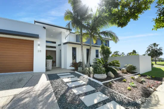 38 TARAWA STREET, Parrearra, Qld 4575