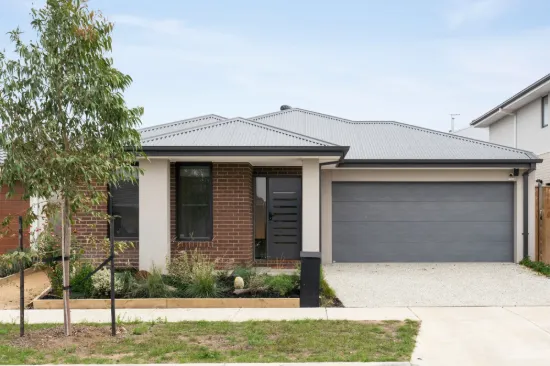 38 Thredbo Crescent, Clyde, Vic 3978
