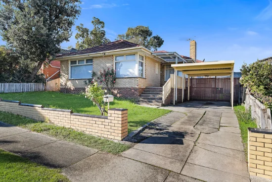 38 Timbertop Drive, Vermont, Vic 3133 - For Rent