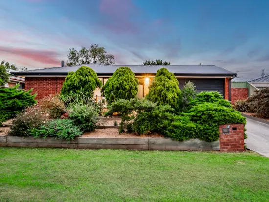 38 Toirram Crescent, Cranbourne VIC 3977-Image