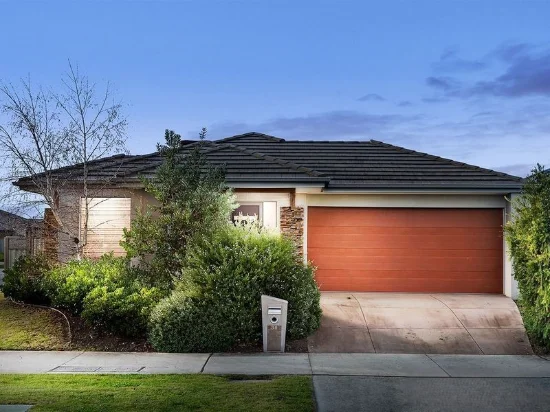38 Victory Drive, Pakenham, Vic 3810 - For Rent