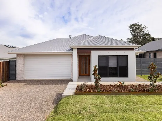 38 Vista Crescent, Mount Kynoch, Qld 4350
