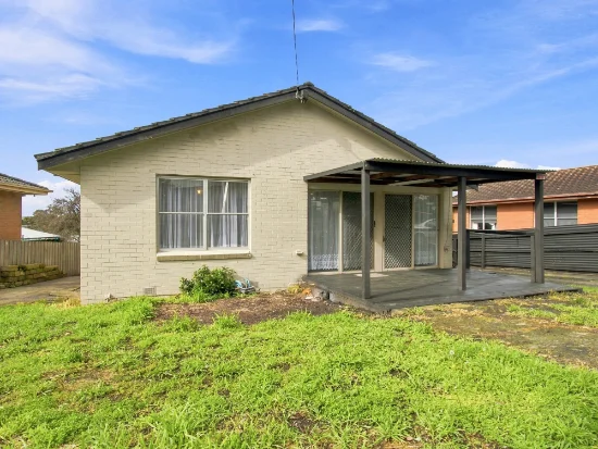 38 Williams Avenue, Churchill, Vic 3842
