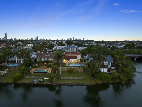 381 Benowa Rd, Benowa, Qld 4217