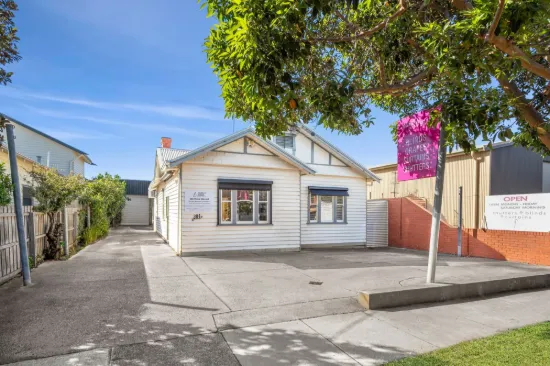 384 Pakington Street, Newtown, Vic 3220