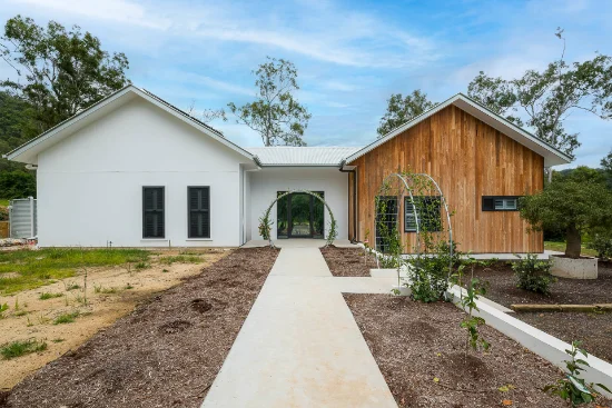 38A Reiners Road, Highvale, Qld 4520