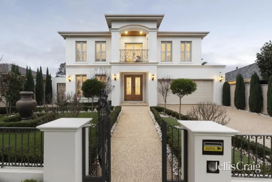 39 Avonhurst Drive, Glen Waverley, Vic 3150