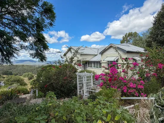 39 Berlin Road, Mount Berryman, Qld 4341