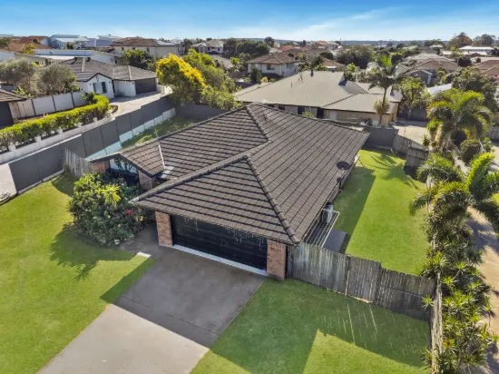 39 Charlton Place, Regents Park, Qld 4118