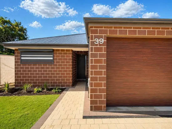 39 Connolly Street, Rangeway, WA 6530