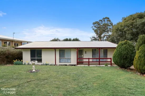 39 Couper Street, Mirboo North, Vic 3871
