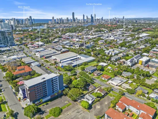 39 Eugaree Street, Southport, Qld 4215