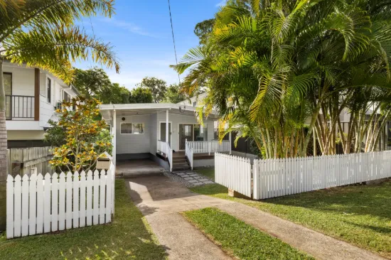 39 Fawkner Street, Chapel Hill QLD 4069-Image