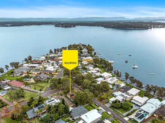 39 Gordon Avenue, Summerland Point, NSW 2259