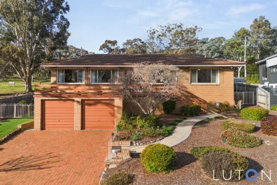 39 Hawkesbury Crescent, Farrer, ACT 2607