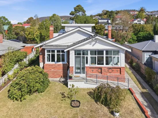 39 Lord Street, Sandy Bay, Tas 7005