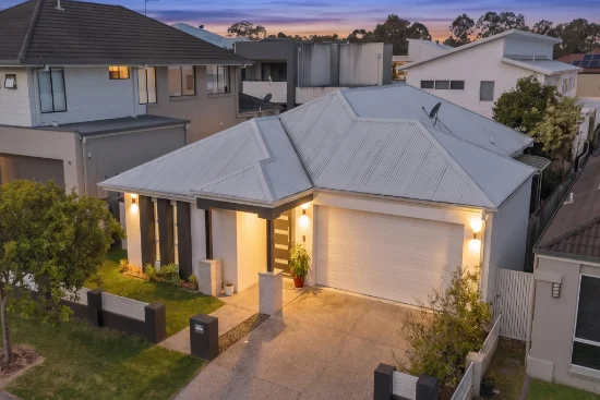 39 Meridien Avenue, Varsity Lakes, Qld 4227