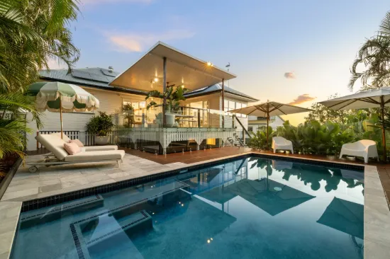 39 Sibley Road, Wynnum West, Qld 4178