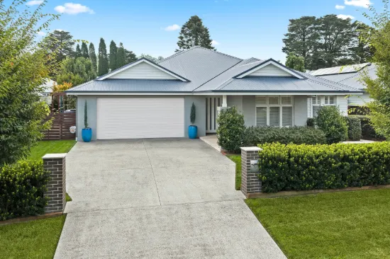 39 Sir James Fairfax Circuit, Bowral, NSW 2576