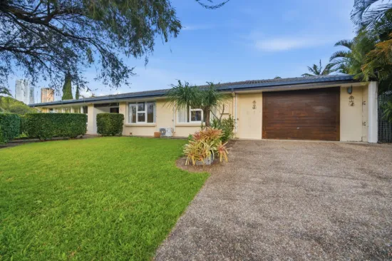 39 Talinga Place, Broadbeach Waters, Qld 4218
