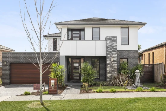 39 The Range Boulevard, Croydon, Vic 3136 - For Sale
