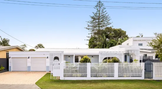 39 Twelfth Avenue, Palm Beach, Qld 4221