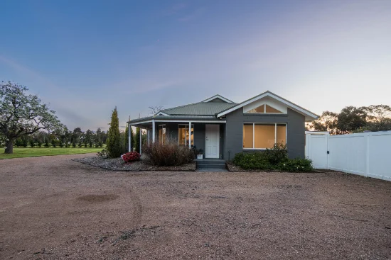 393 Tarra Valley Road, Devon North, Vic 3971