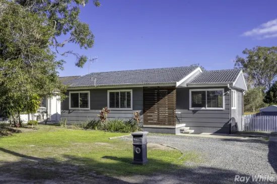 399 The Lakes Way, Tuncurry, NSW 2428