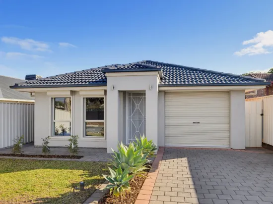3A Applecross Avenue, Morphett Vale, SA 5162