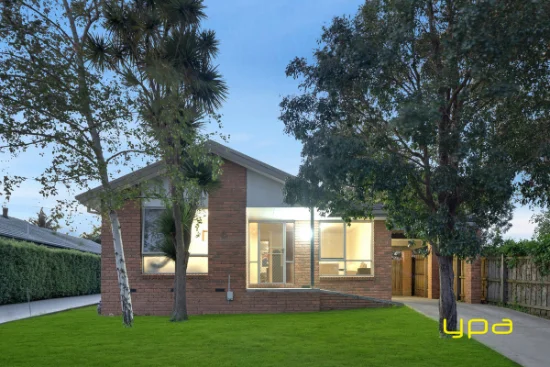 3A Hawker Gardens, Berwick, Vic 3806 - For Rent